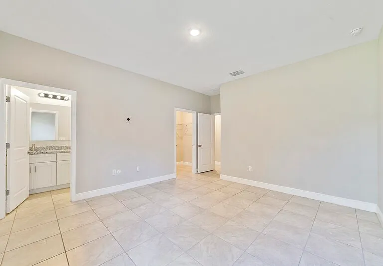2117 W Swanson Dr — Photo 10