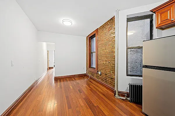 Rented by Compass | media 7