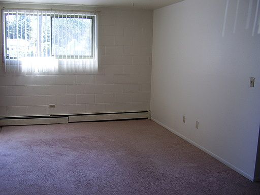 2nd image of 713 Garfield Ave APT B5