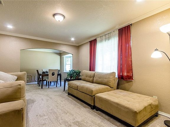 5th image of 3801 Lawndale Ave