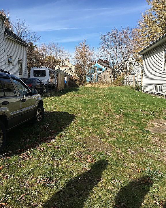 2nd image of 38 Alma Ave