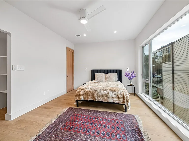 3514 Mount Vernon St — Photo 11