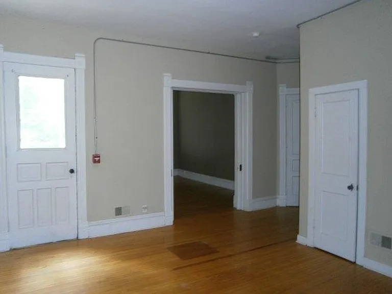 127 S Butler St — Photo 19