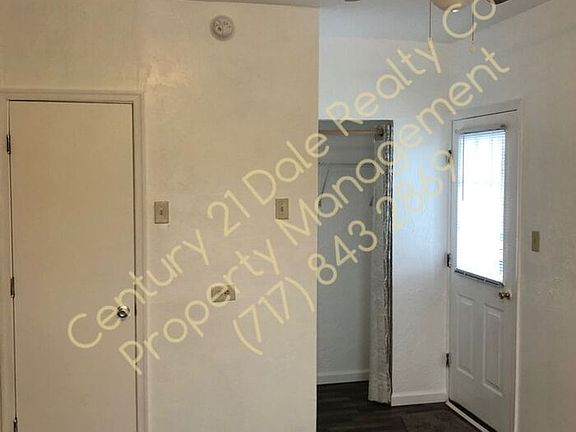 4th image of 325 Parkway Blvd APT 12