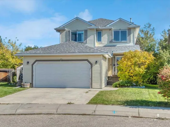 4 W Aspen Lndg, Strathmore, AB T1P 1R4