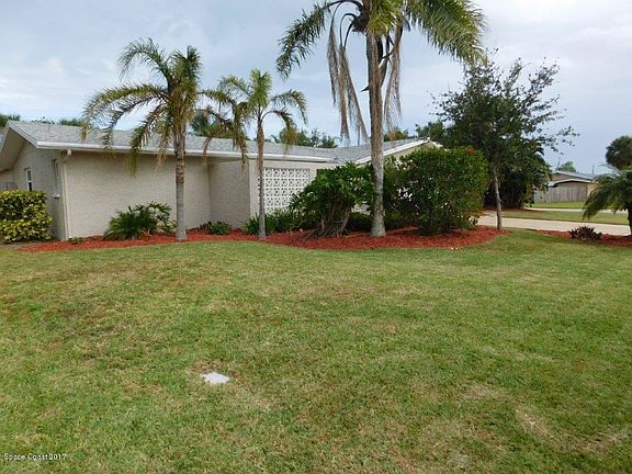 3rd image of 4802 Fairview Dr