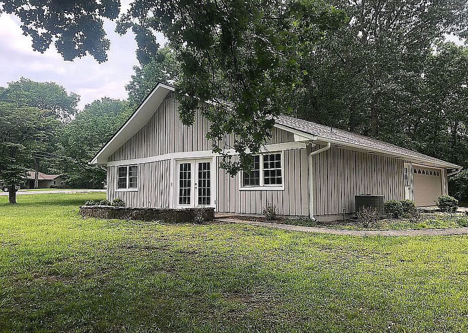 2nd image of 103 Anglewood Dr