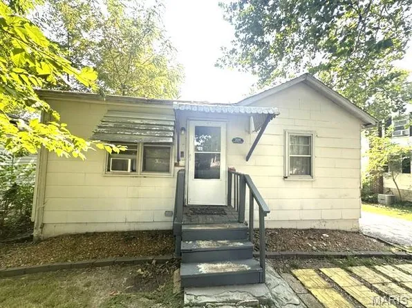324 N Floridale Ave, Saint Louis, MO 63135