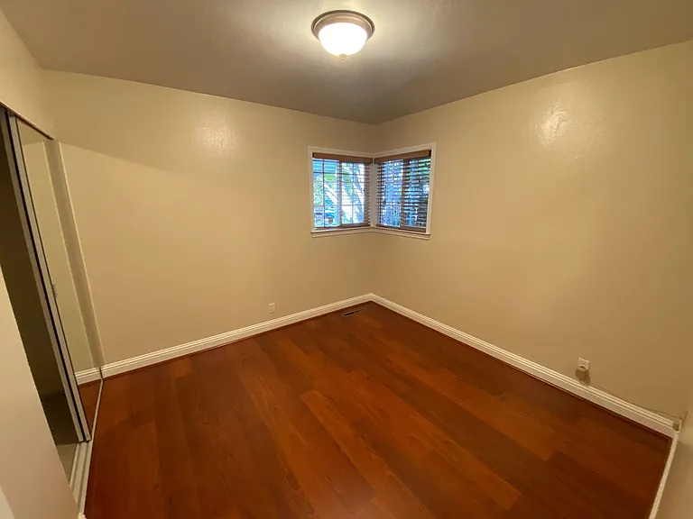 24252 Broadmore Ave — Photo 11