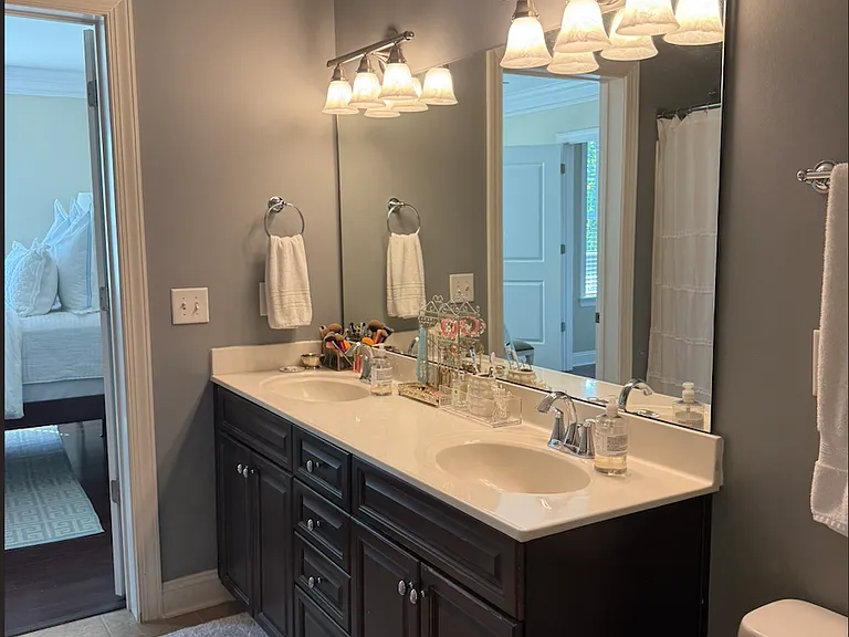 301 E Tremont Ave E #202 — Photo 18