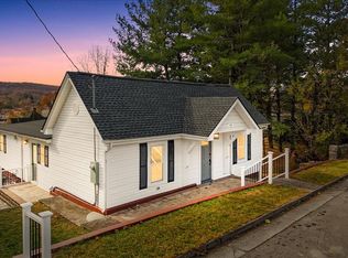 118 6th St NE, Pulaski, VA 24301