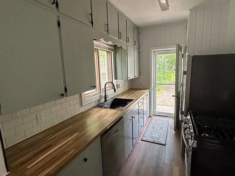 722 S Jefferson St — Photo 2