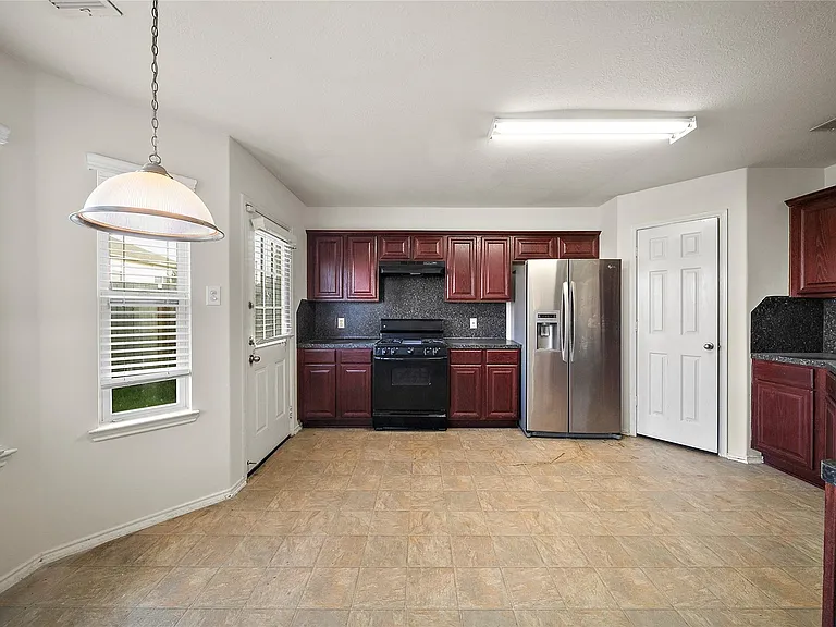 1431 Orchid Dr — Photo 7