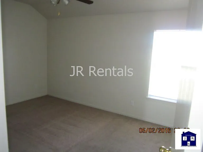 2915 Sunflower Trl #B — Photo 8