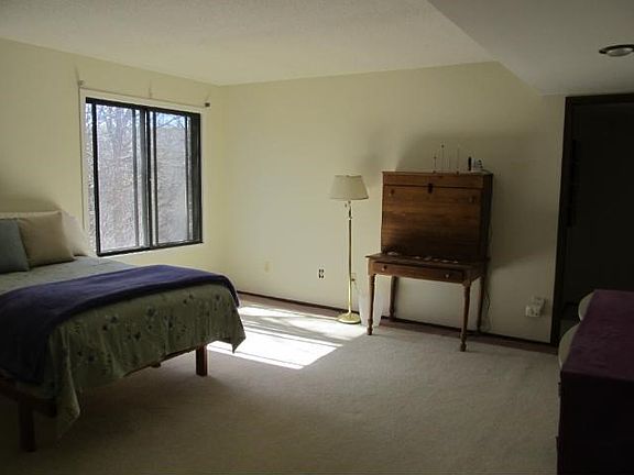 Huge owners suite with LARGE walk in closet and 3/4 bath.