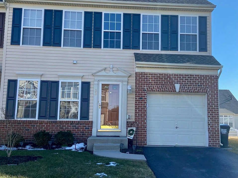 1st image of 33 N Cummings Dr
