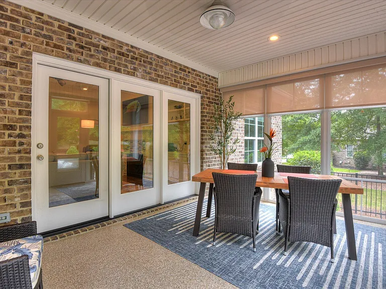 534 Long Shadow Dr — Photo 44