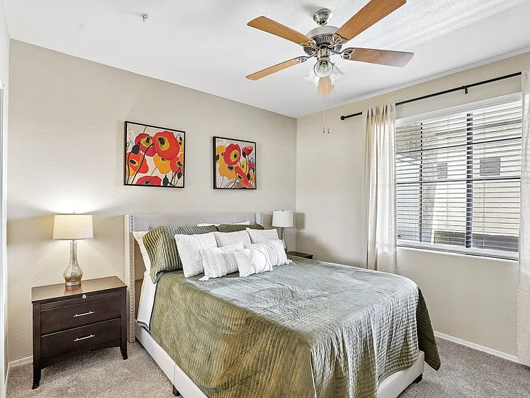 Adiamo Palm Valley Apartments in Goodyear, AZ