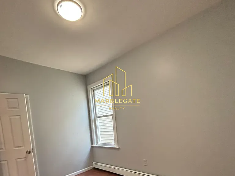 157 Hobson St #22 — Photo 4