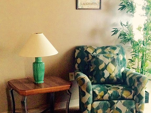 3rd image of 1042 Eastway Dr APT 1