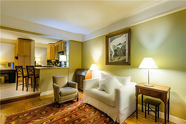 Sold by Maxwell Jacobs | media 1
