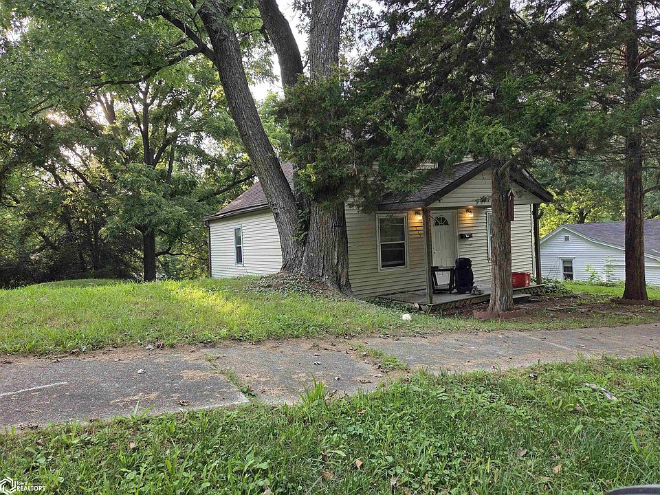 2nd image of 515 & 507 Summit St