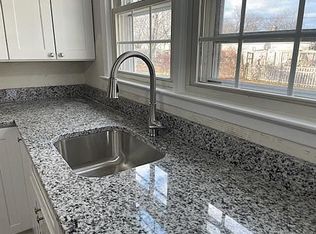 231 Partition St, Warwick, RI 02888