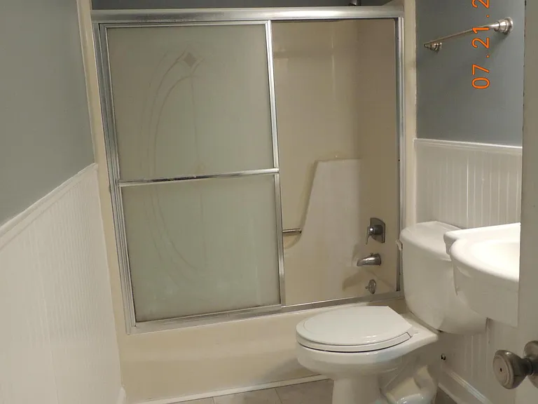 212 Branchwood Dr — Photo 6