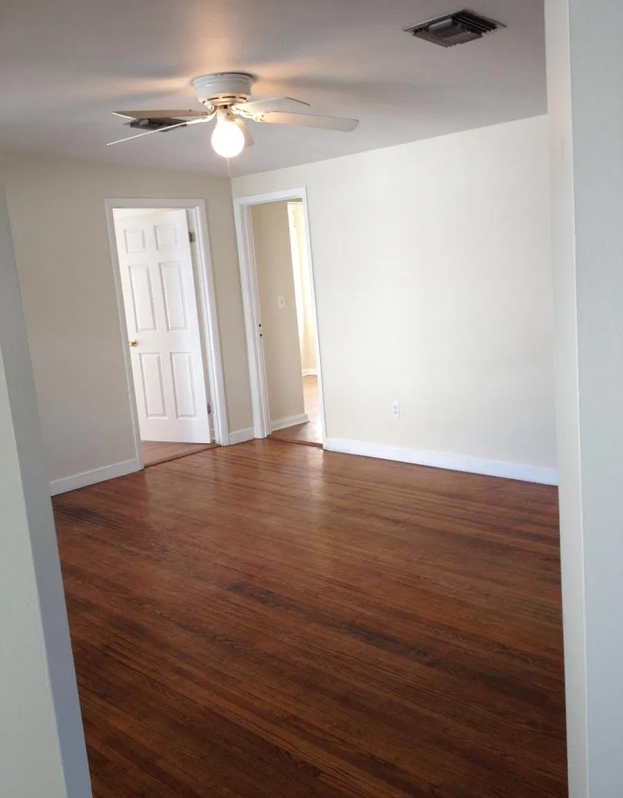 3 bed, 1.5 bath, 1576 sqft, $2,500 — Photo 4
