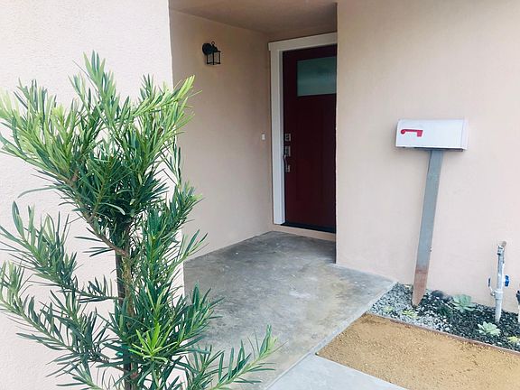 Front door entry way