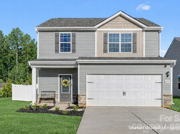 2215 Transatlantic Ave, Charlotte, NC 28215
