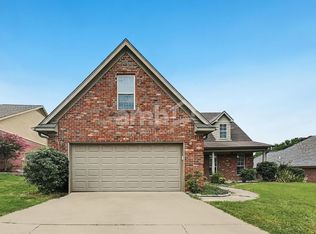 1400 Pendulum Dr N, Hernando, MS 38632