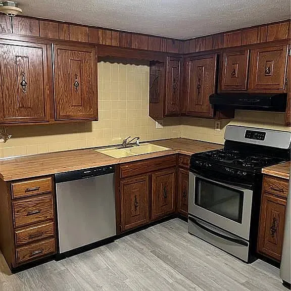 2160 Mineral Spring Ave #B2-U8 — Photo 10