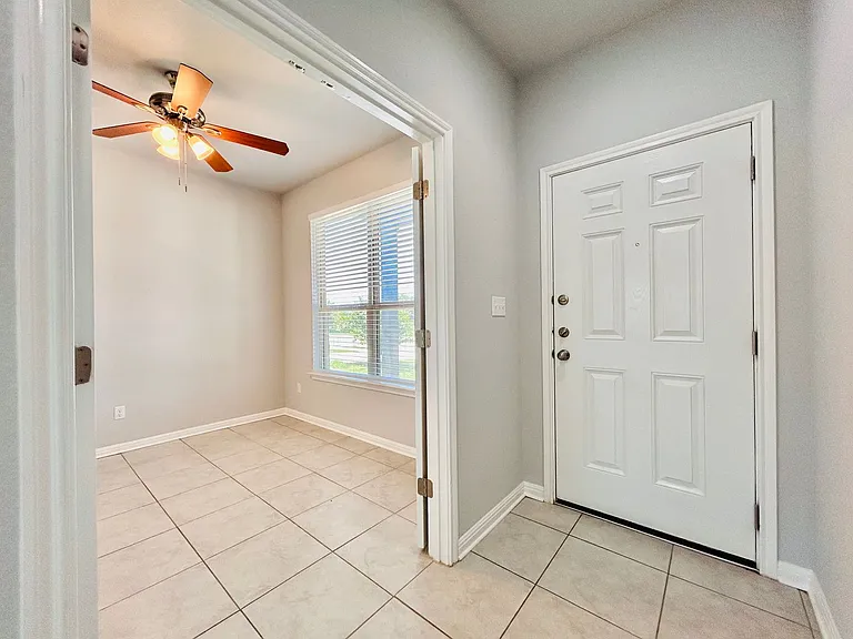 1156 Capra Ln — Photo 21