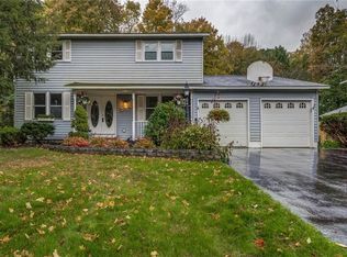 58 Edgewood Dr, Baldwinsville, NY 13027