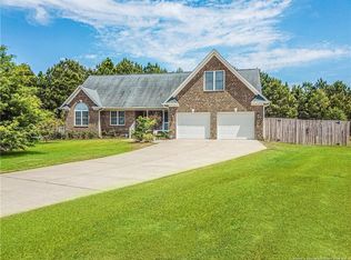 7025 Pope Cashwell Ct, Hope Mills, NC 28348