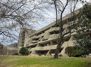 699 Whitaker Blvd W APT 405, Huntington, WV 25701