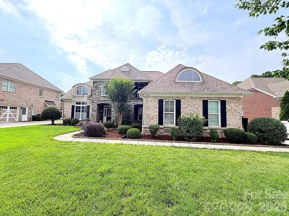 6812 S Creek Rd, Charlotte, NC 28277