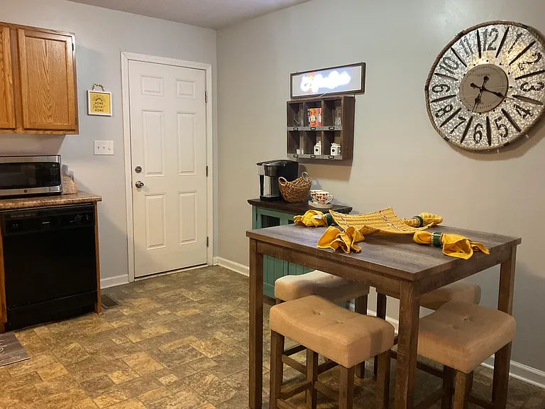 675 Roddy Dr #675 — Photo 10