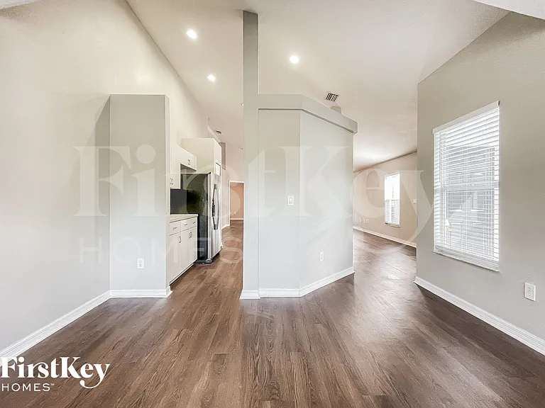 2162 Brandon Park Cir — Photo 7