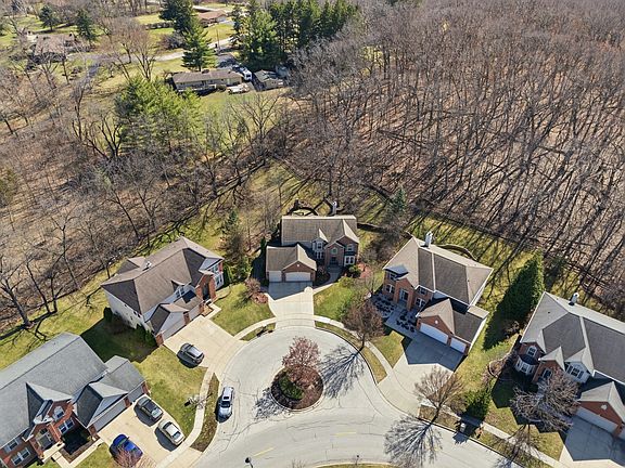 2nd image of 715 Blue Ridge Dr