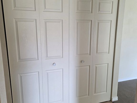 3rd image of 4400 S Poplar St Unit 211