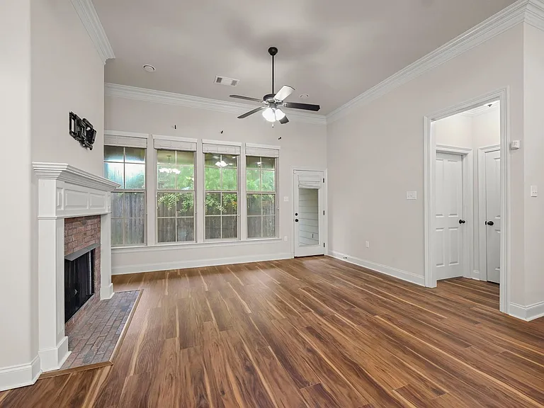 14835 Pendleton Way — Photo 13