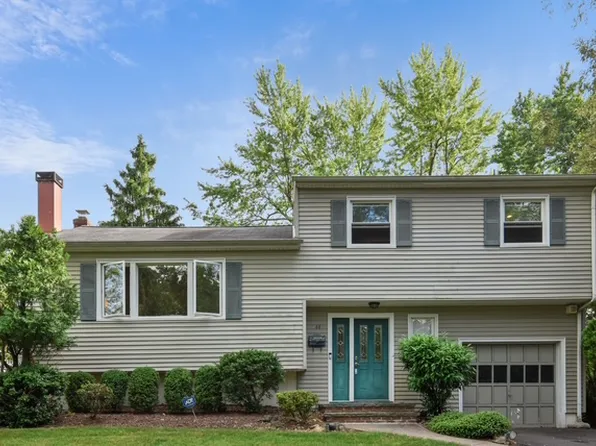 44 Brandon Ave, Livingston, NJ 07039