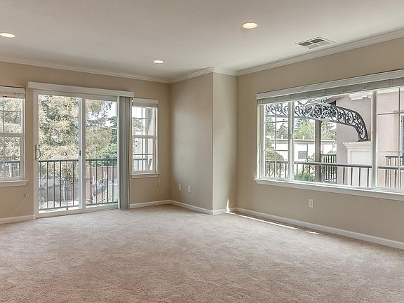 3rd image of 504 Berrellesa St