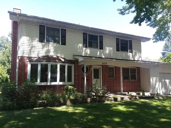 820 E Bloomington St, Iowa City, IA 52245
