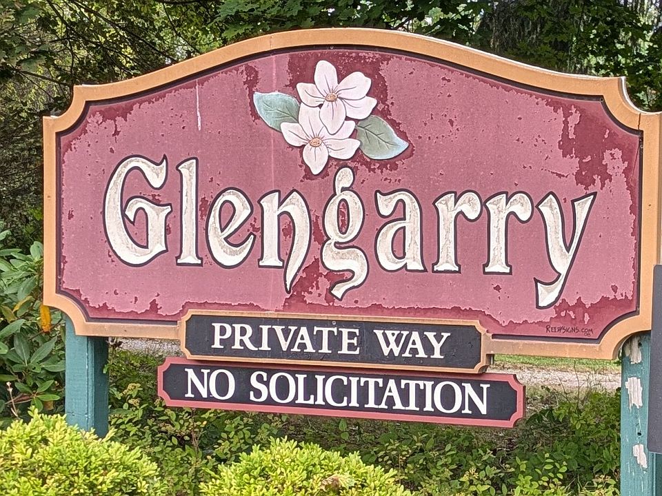 1st image of 56 Glengarry Dr