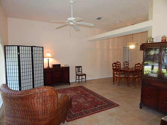 4th image of 931 Starflower Ave