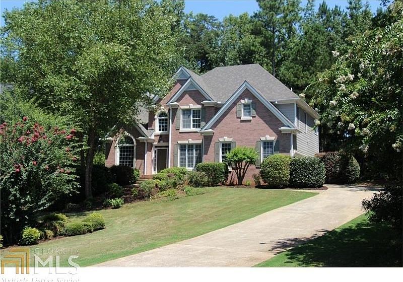 1st image of 311 Oak Hill Ln