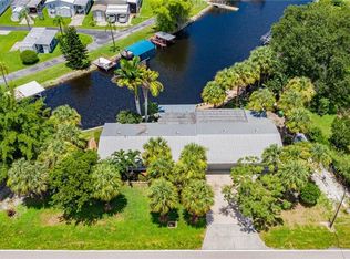 8416 Riverside Dr, Punta Gorda, FL 33982